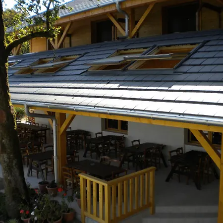 Auberge La Ferme De Ferrières-3